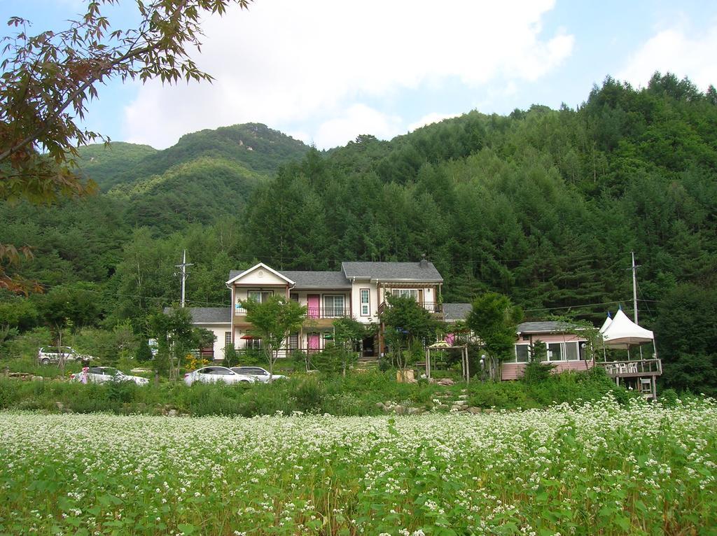 יונגפיאונג Geum Dang Lodge מראה חיצוני תמונה
